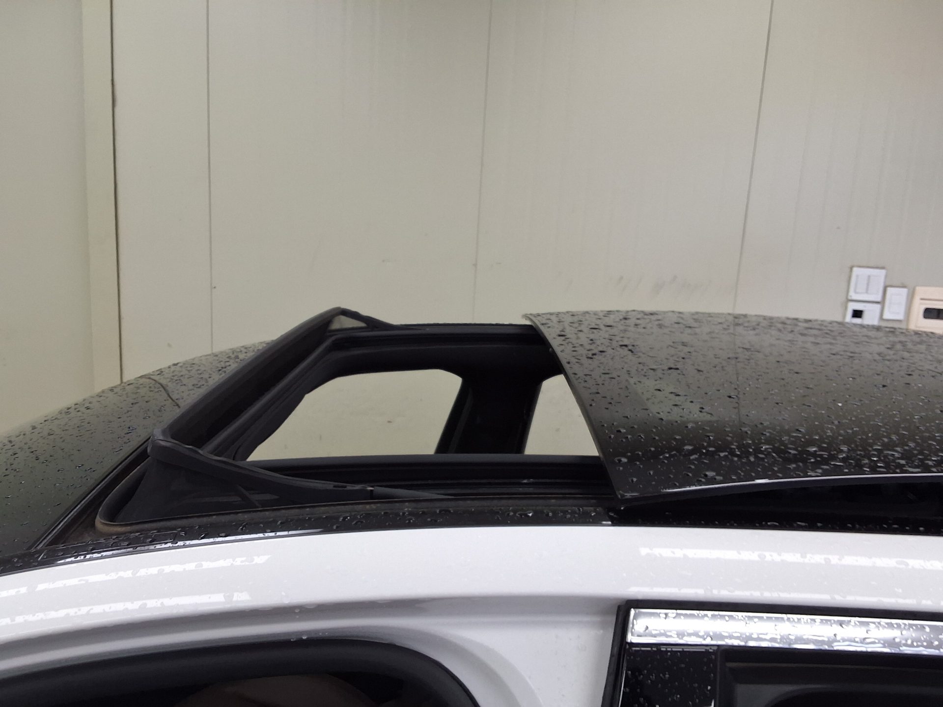 2019 - mercedes-benz e300