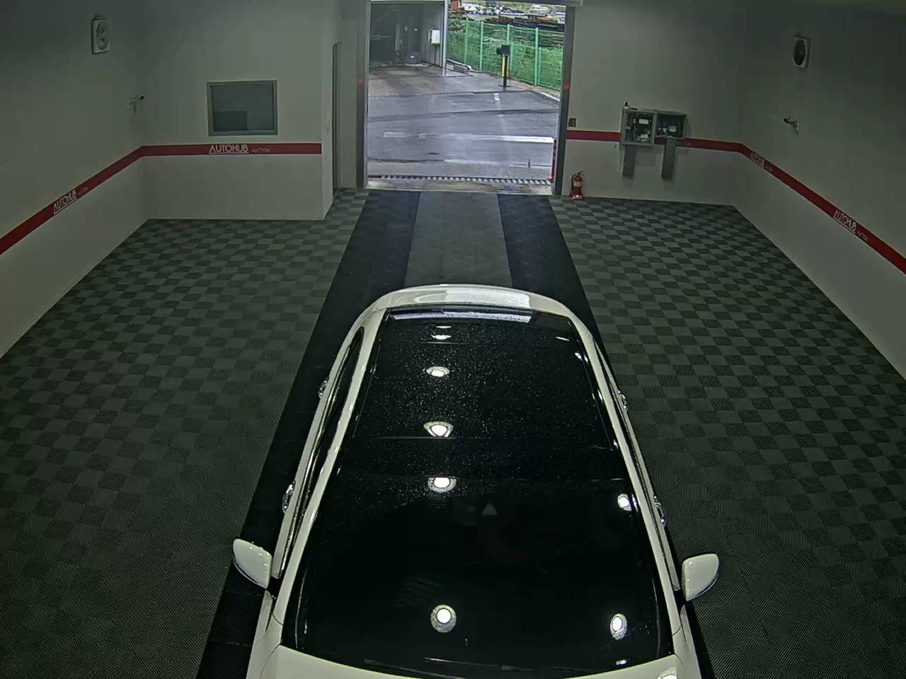 2019 - mercedes-benz e300