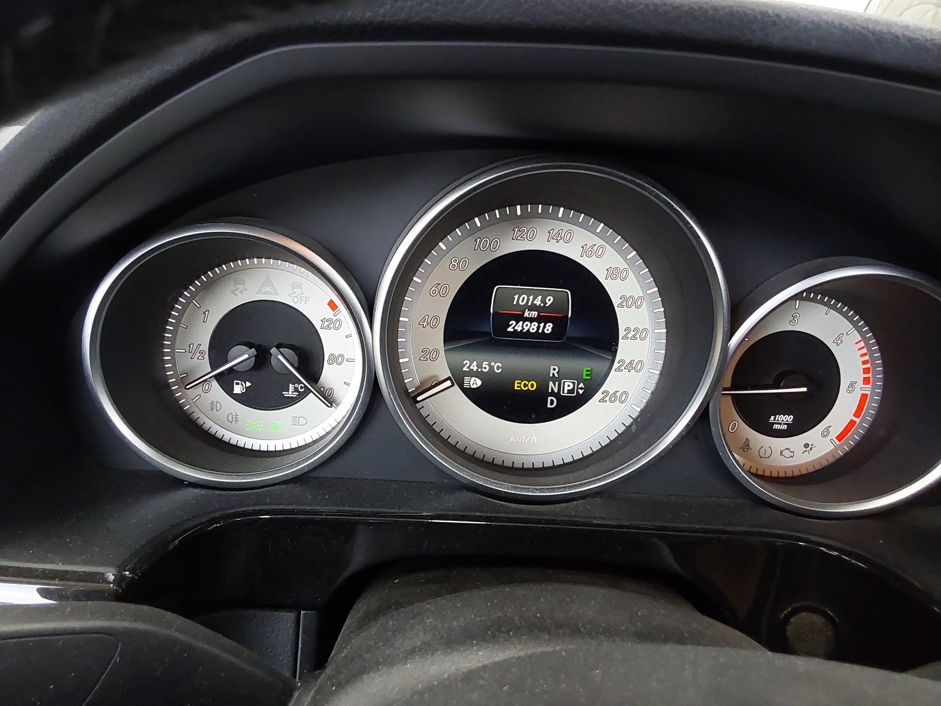 2014 - mercedes-benz e220