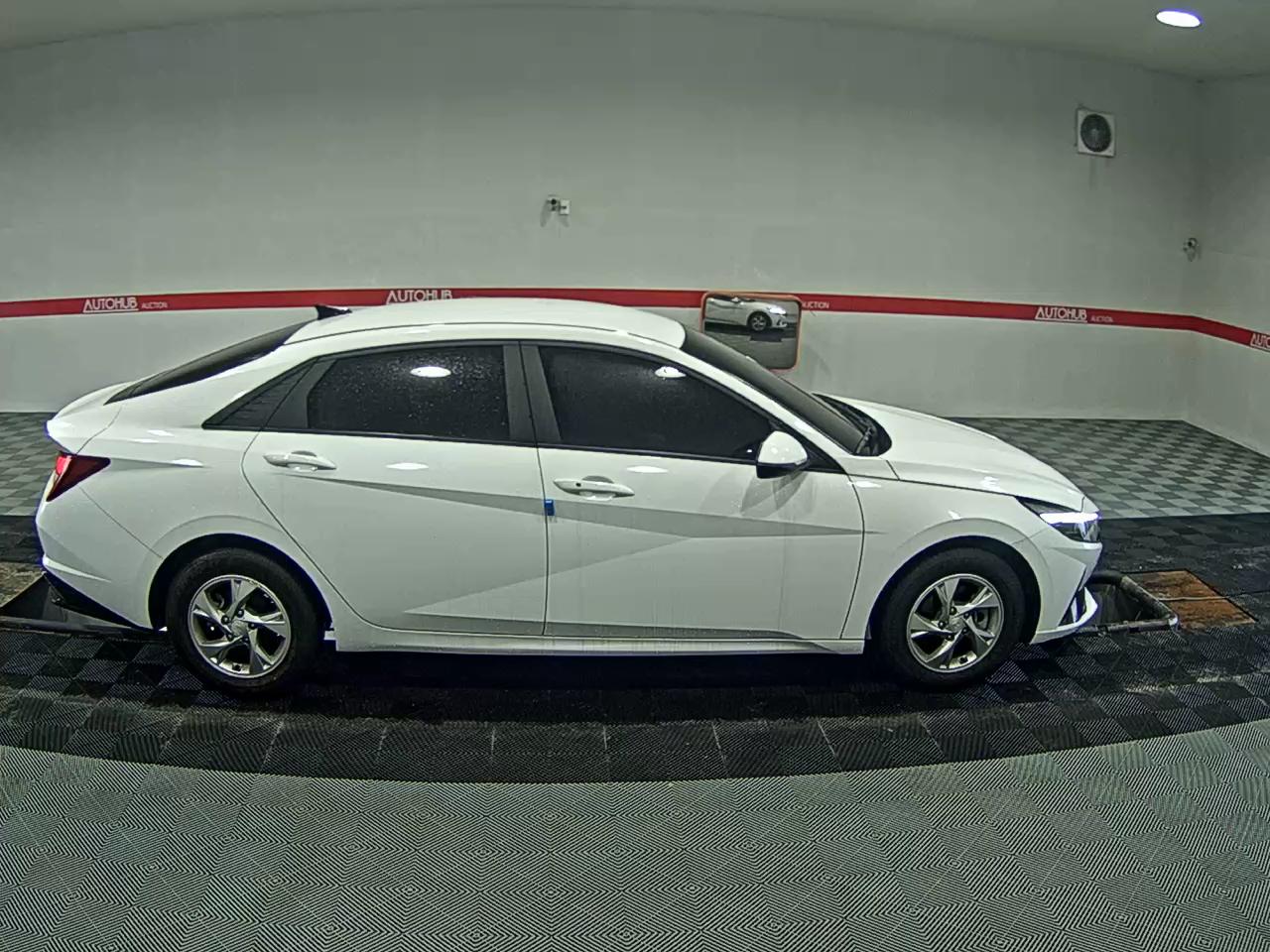 2023 - hyundai avante