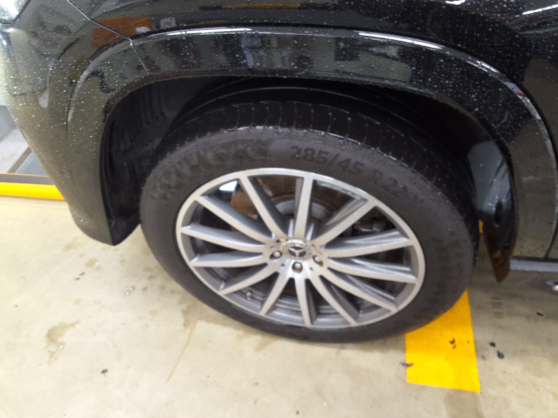 Mercedes-Benz Gls 450D 2024 — صورة 18