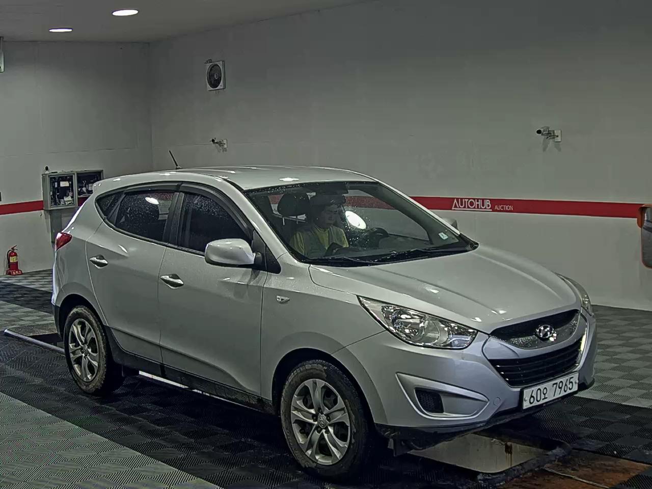 2011 - hyundai tucson
