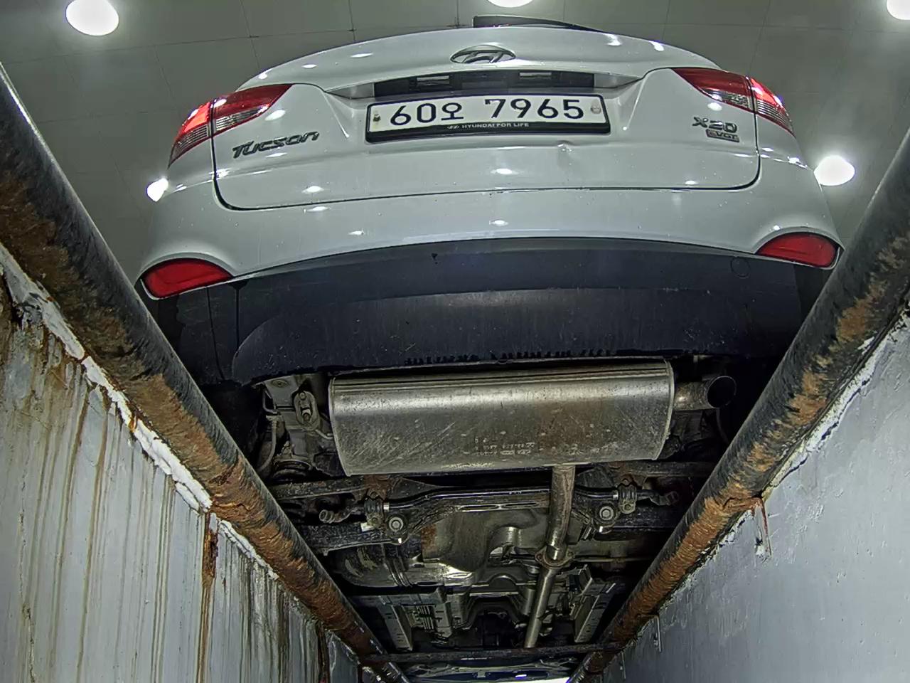 2011 - hyundai tucson