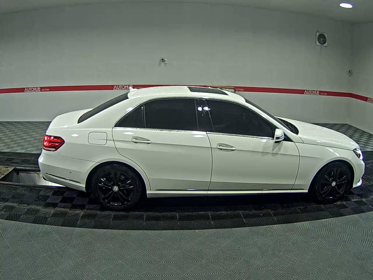 2014 - mercedes-benz e220