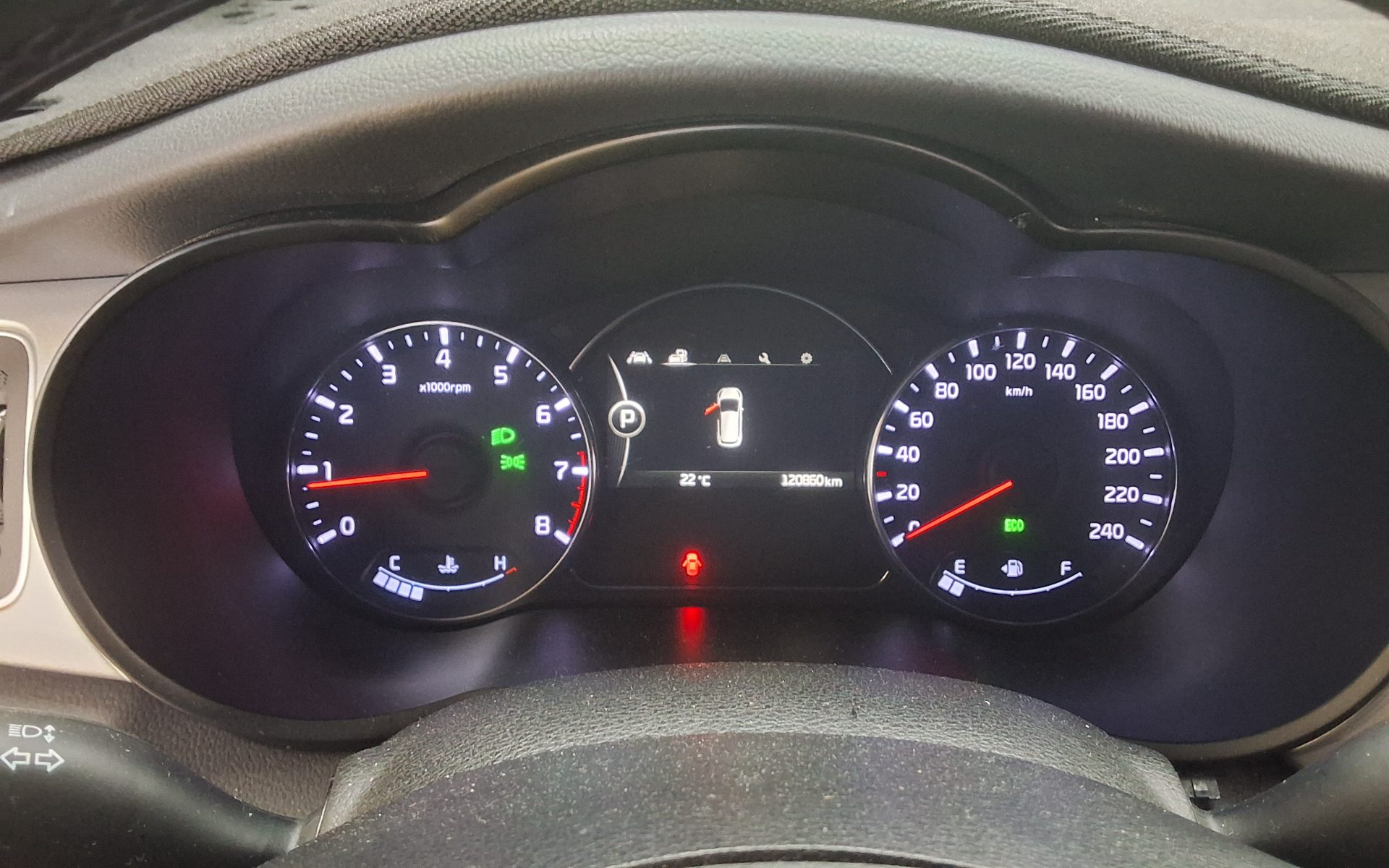 2014 - kia carens