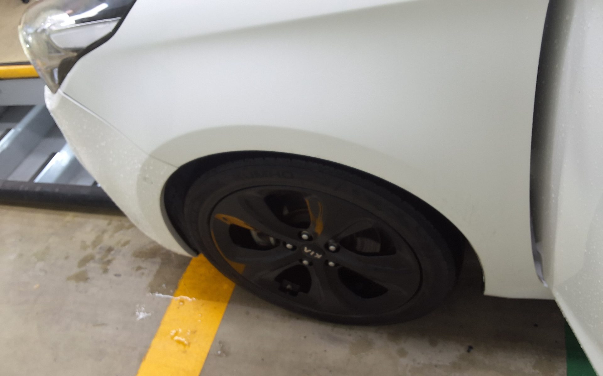 2014 - kia carens