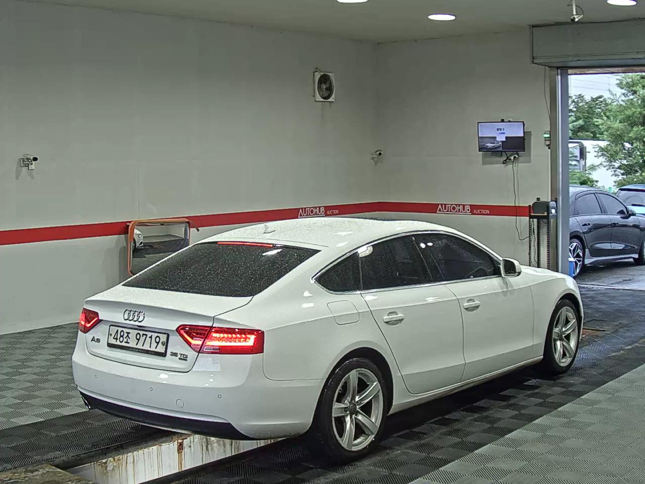 2015 - audi a5