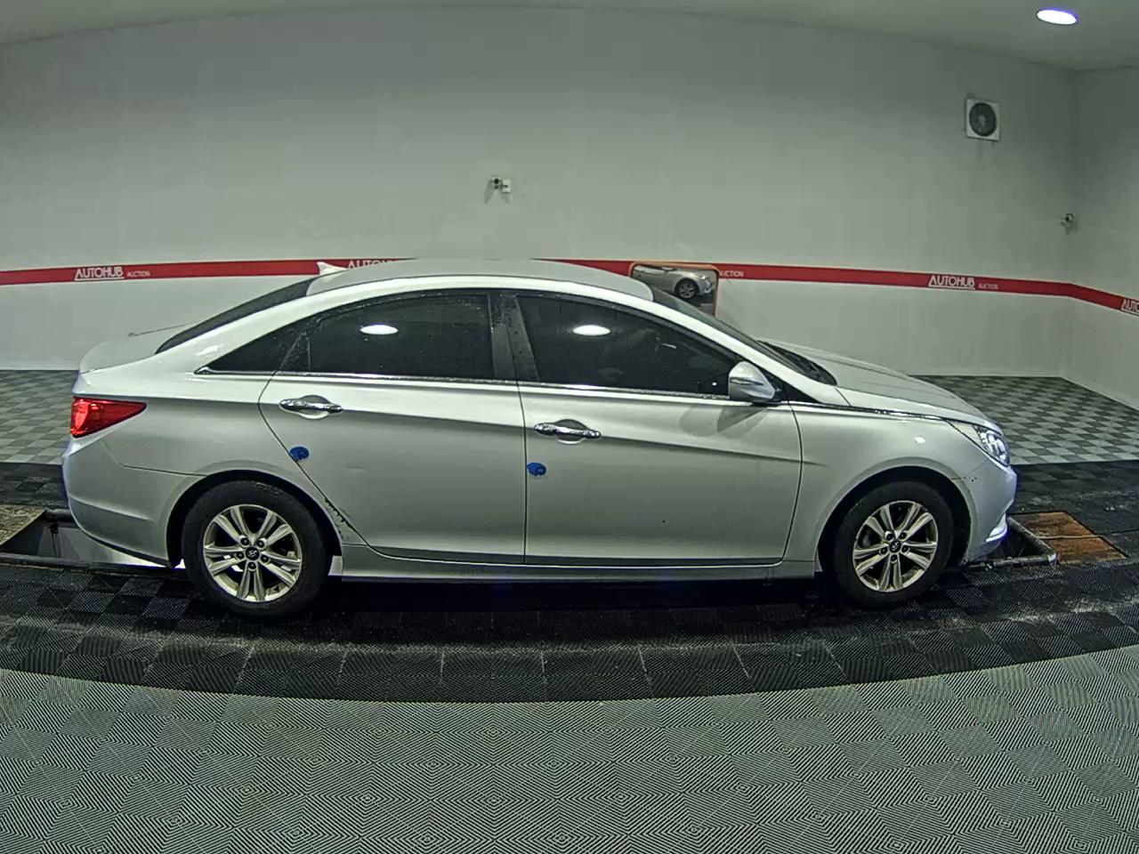 2012 - hyundai sonata