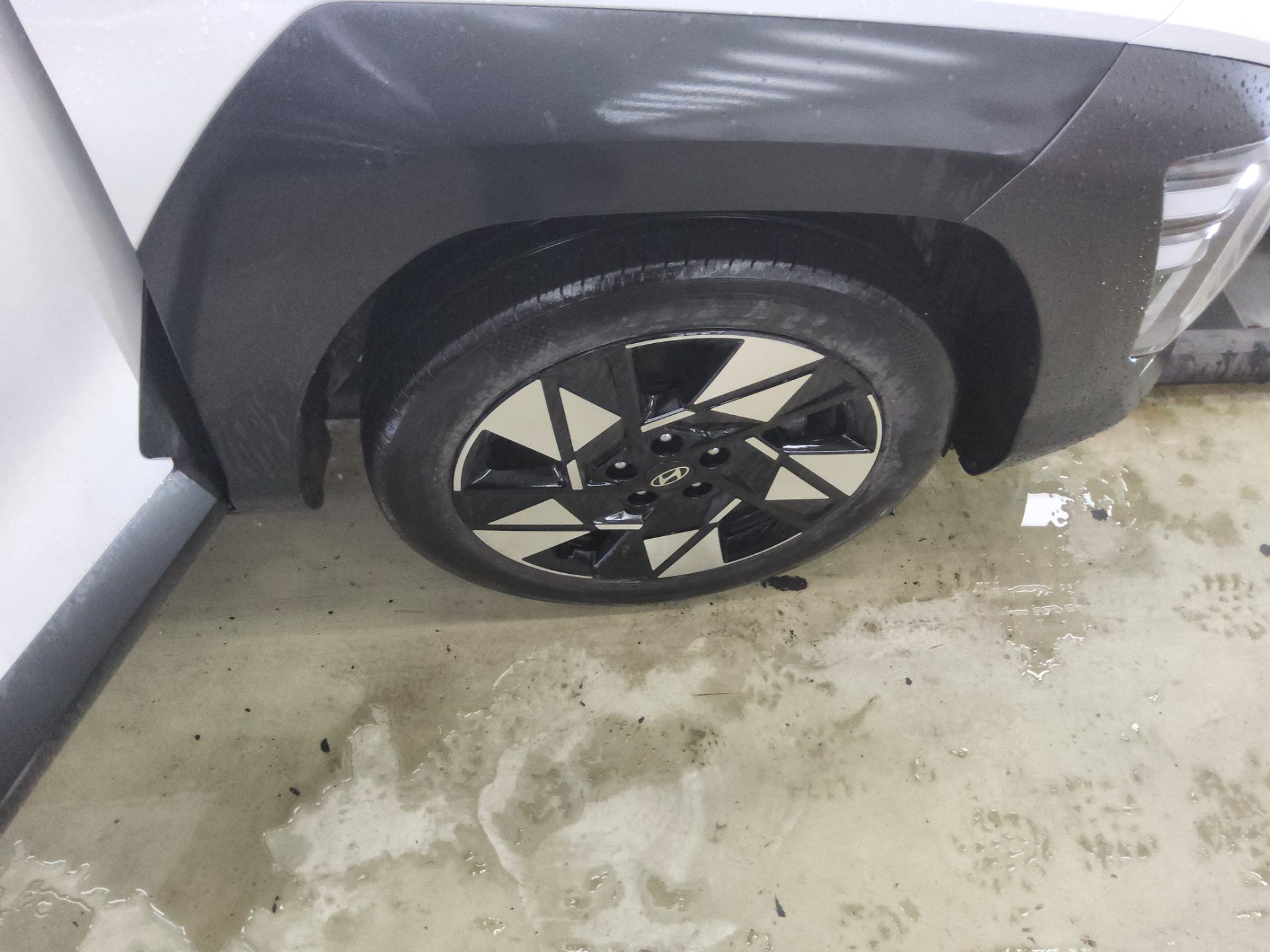 2023 - hyundai kona