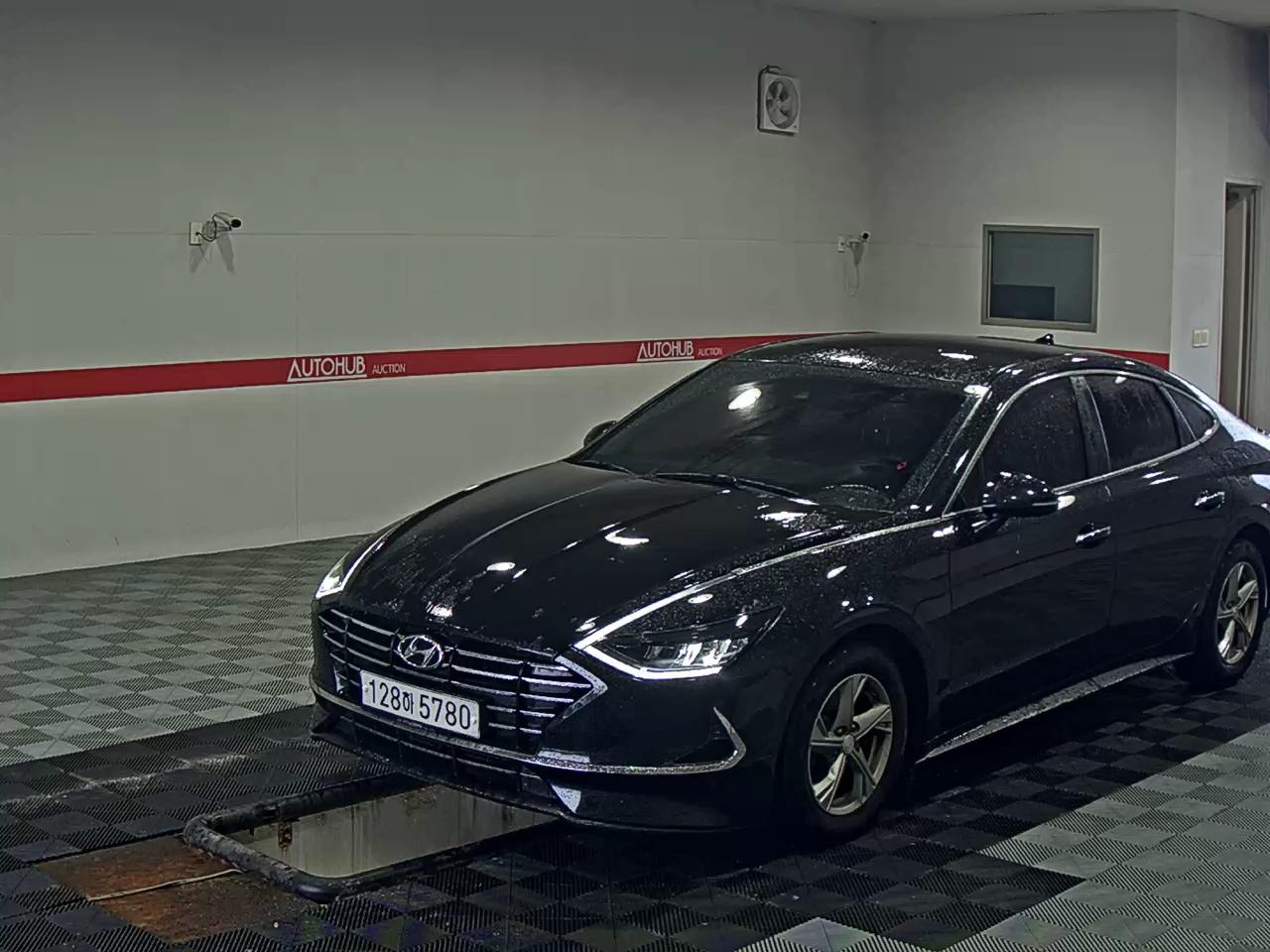 HYUNDAI SONATA (DN8) RENTAL CAR