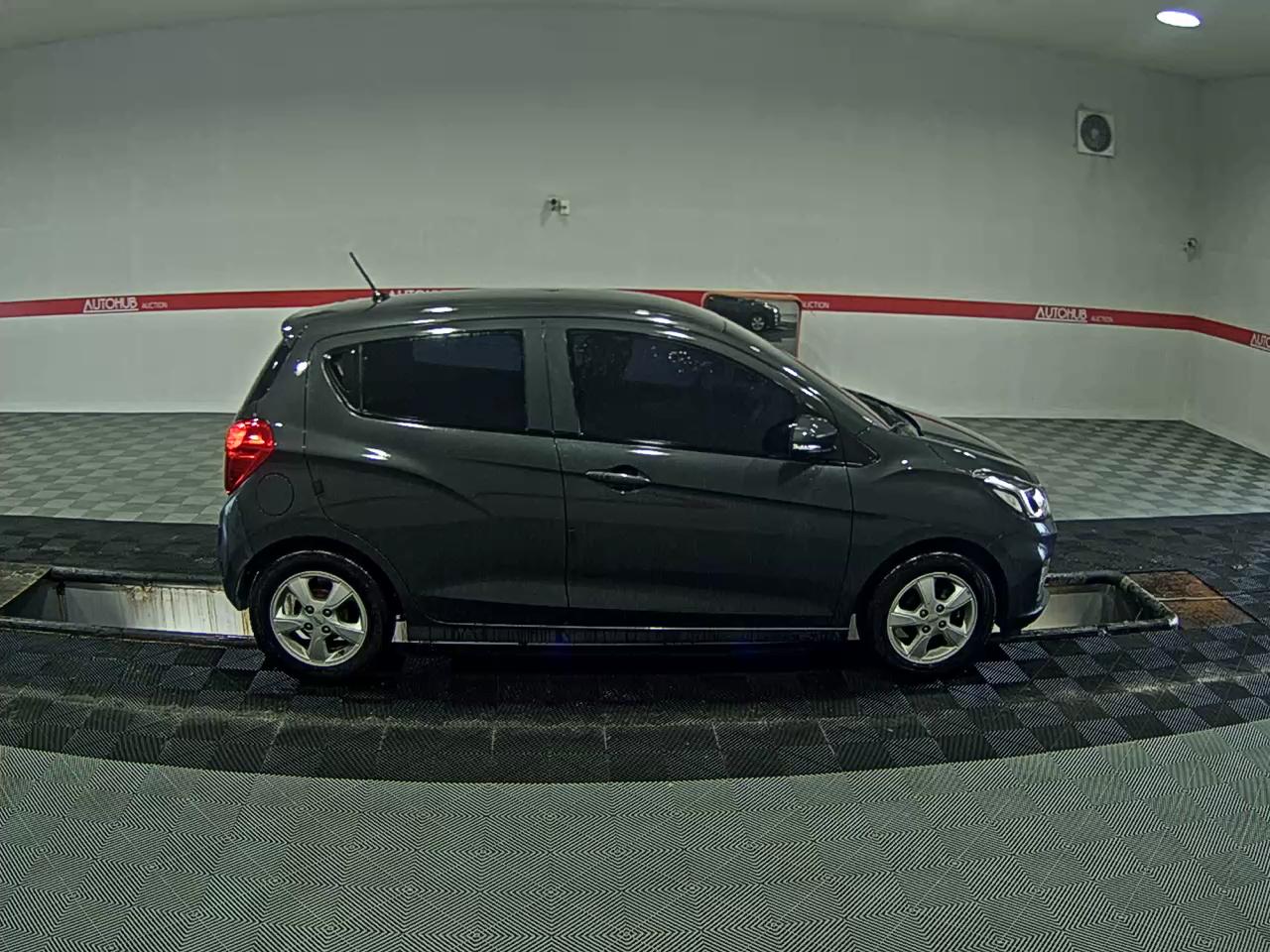 2019 - chevrolet spark