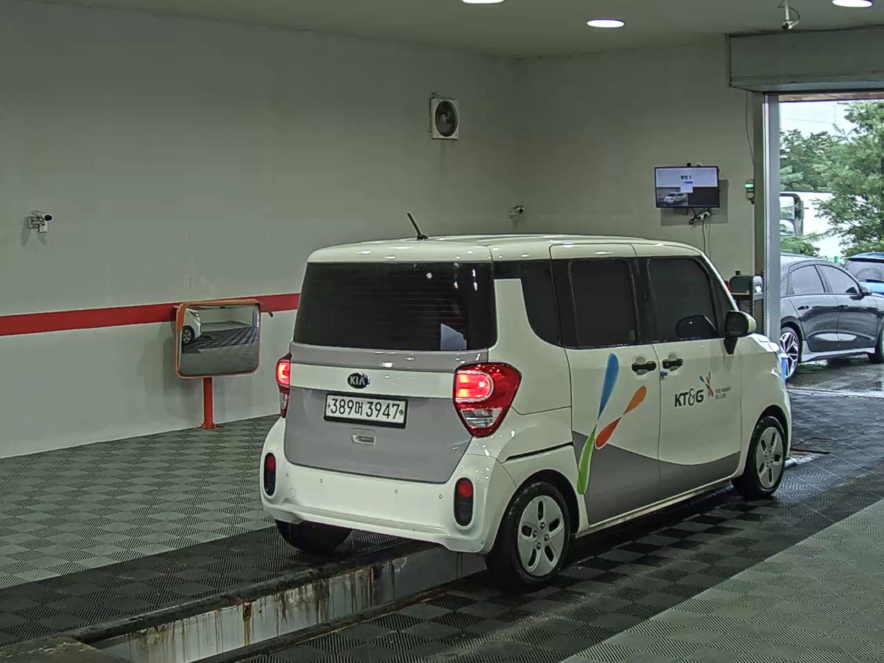2020 - kia ray