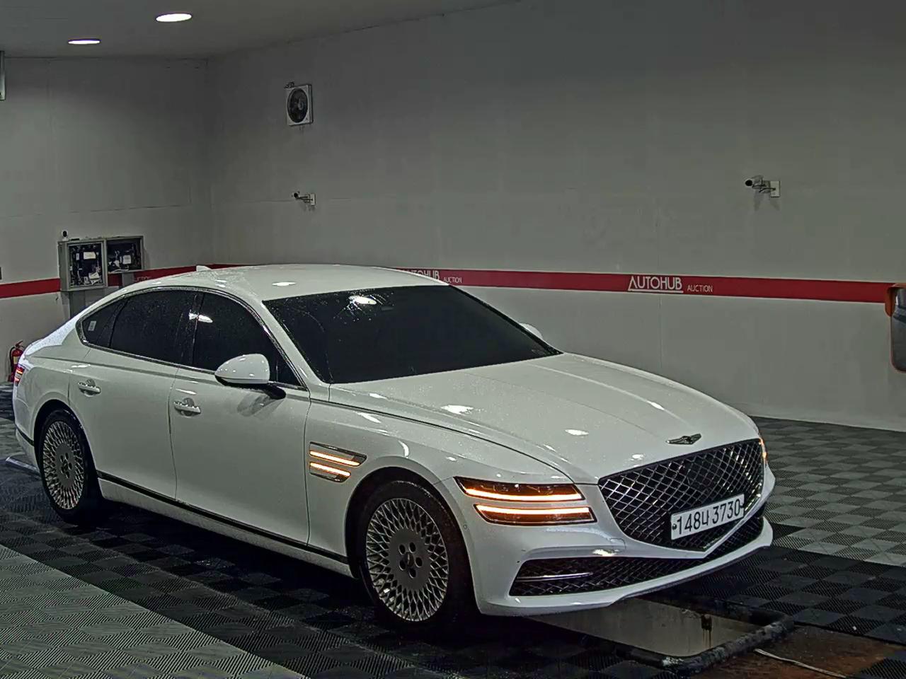2021 - genesis g80