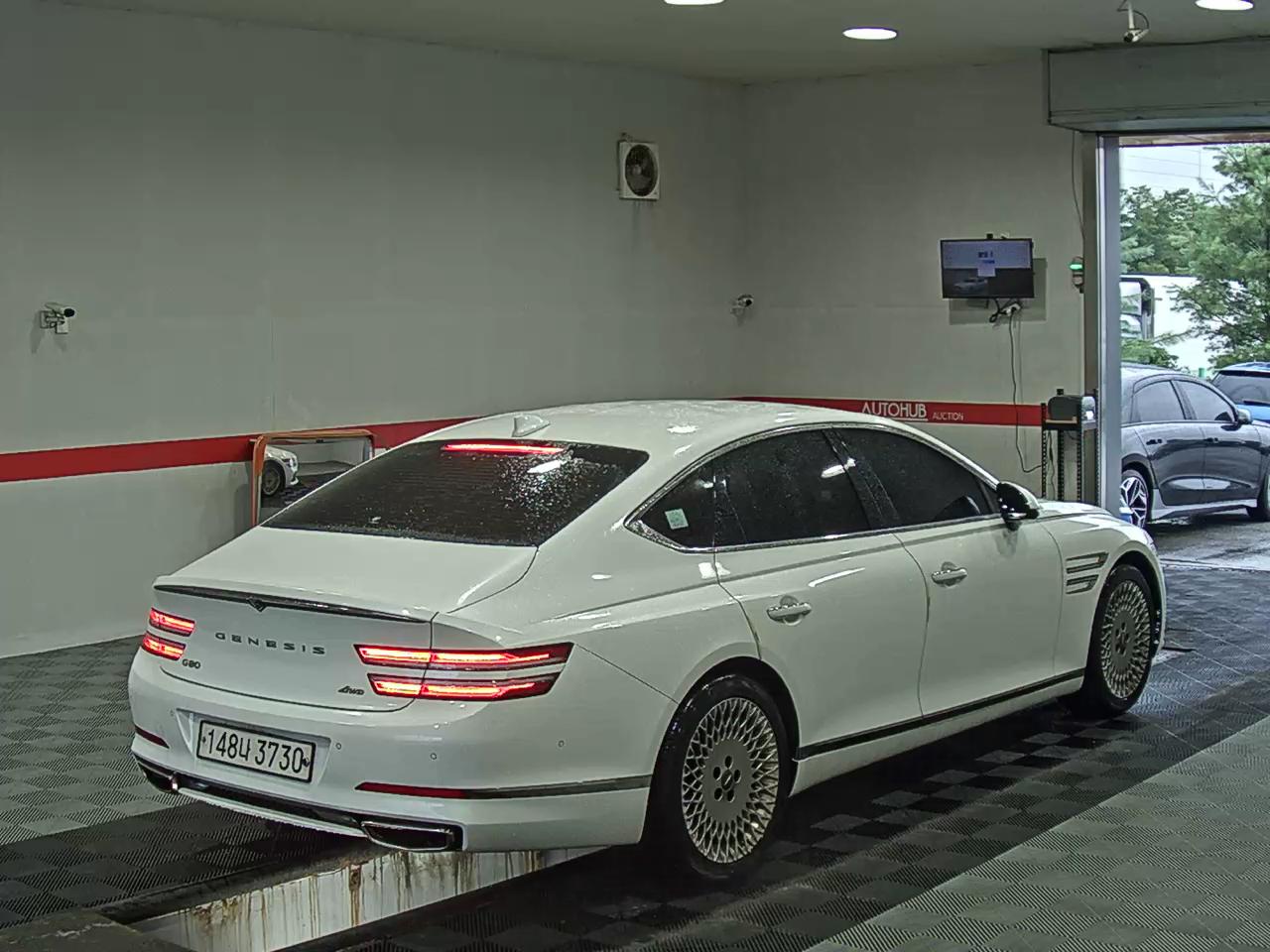 2021 - genesis g80