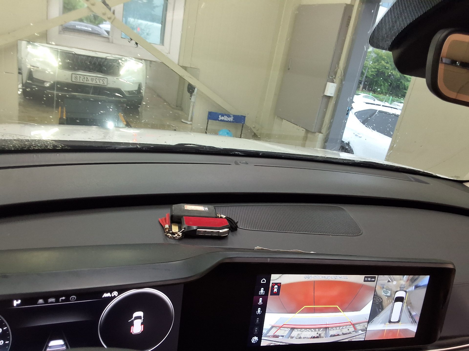 2022 - kia carnival