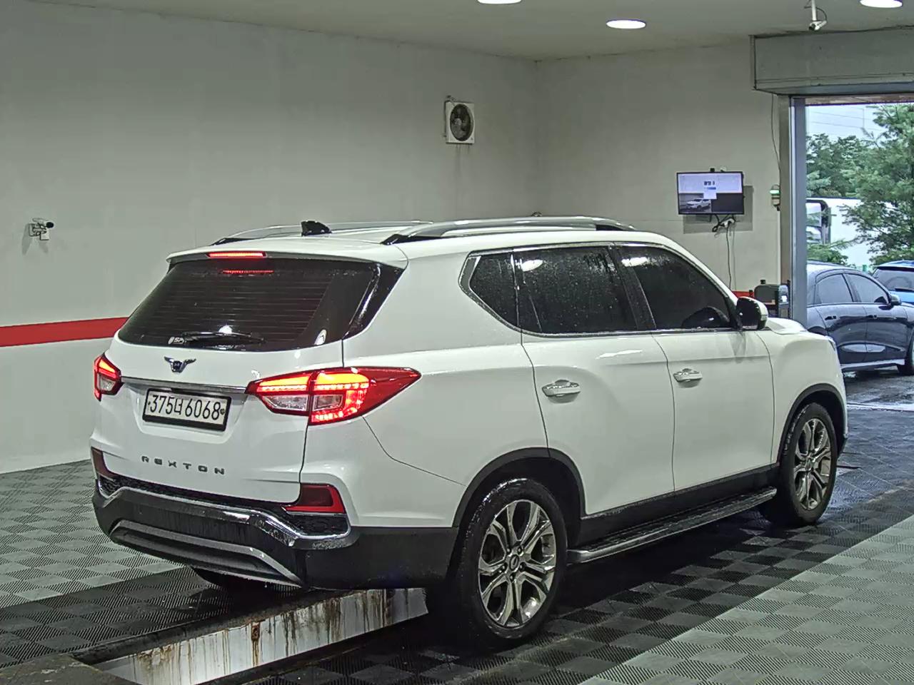 2020 - ssangyong rexton