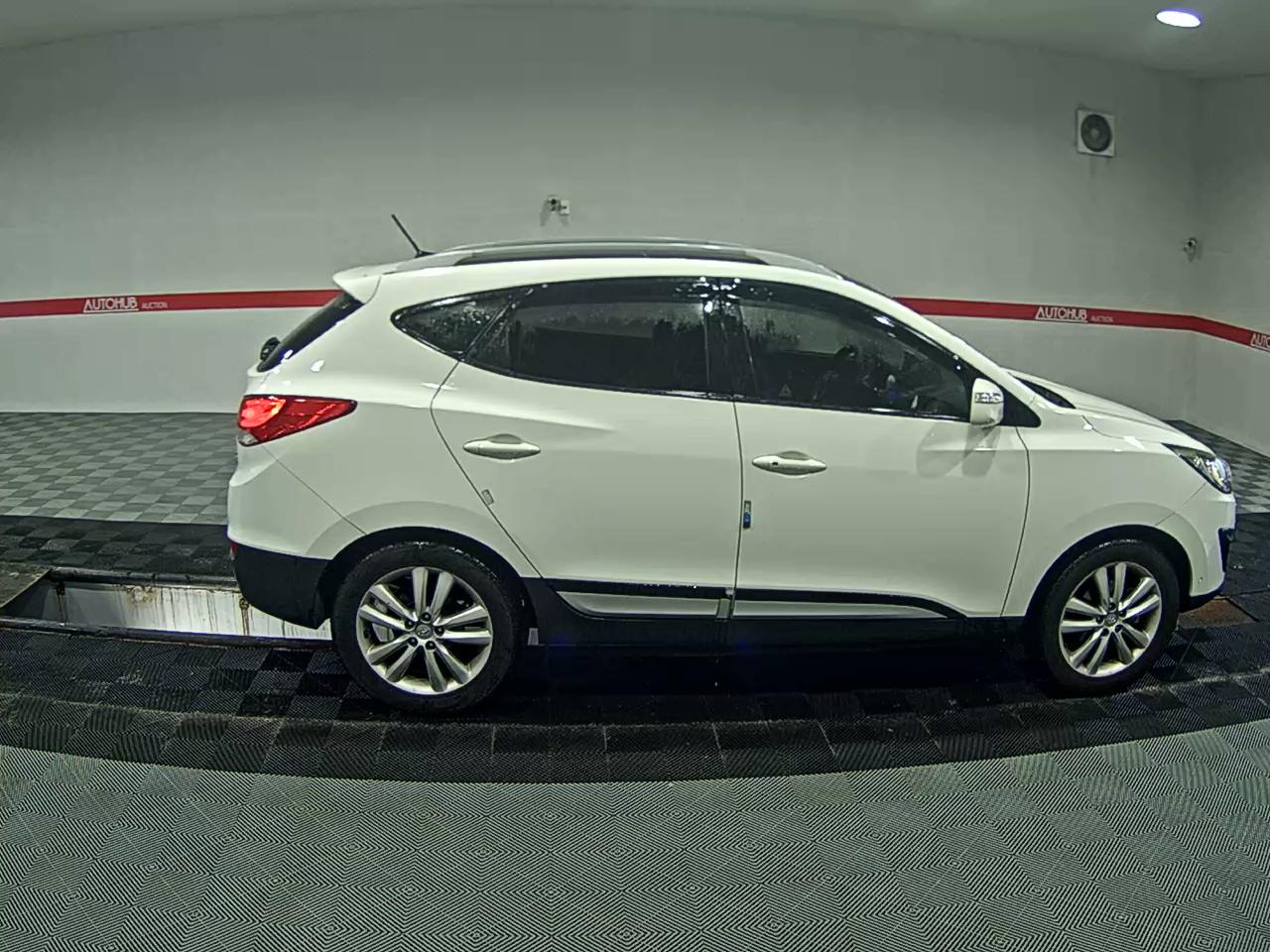 2013 - hyundai tucson