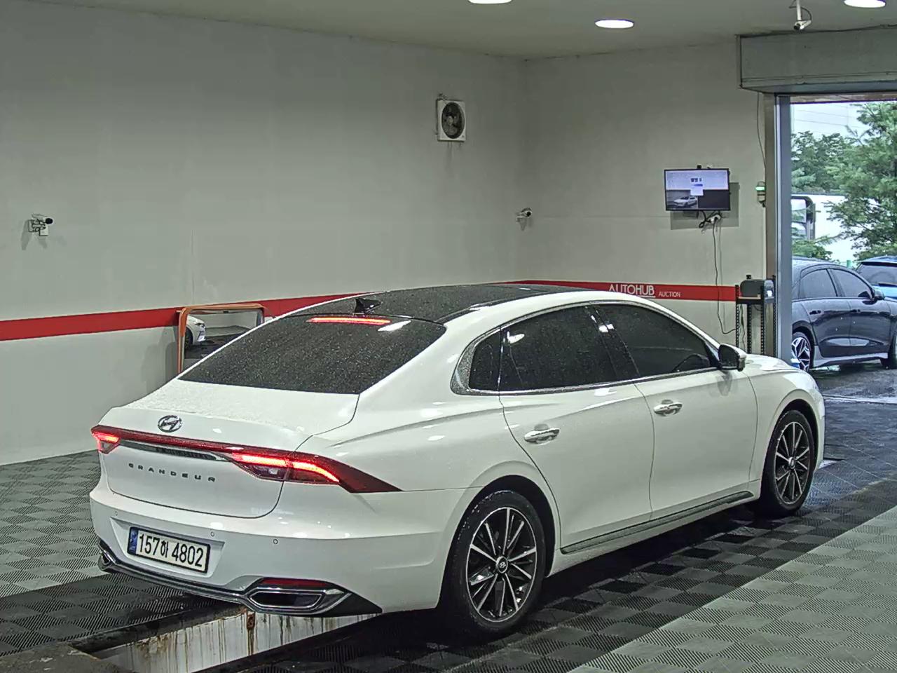 2022 - hyundai grandeur
