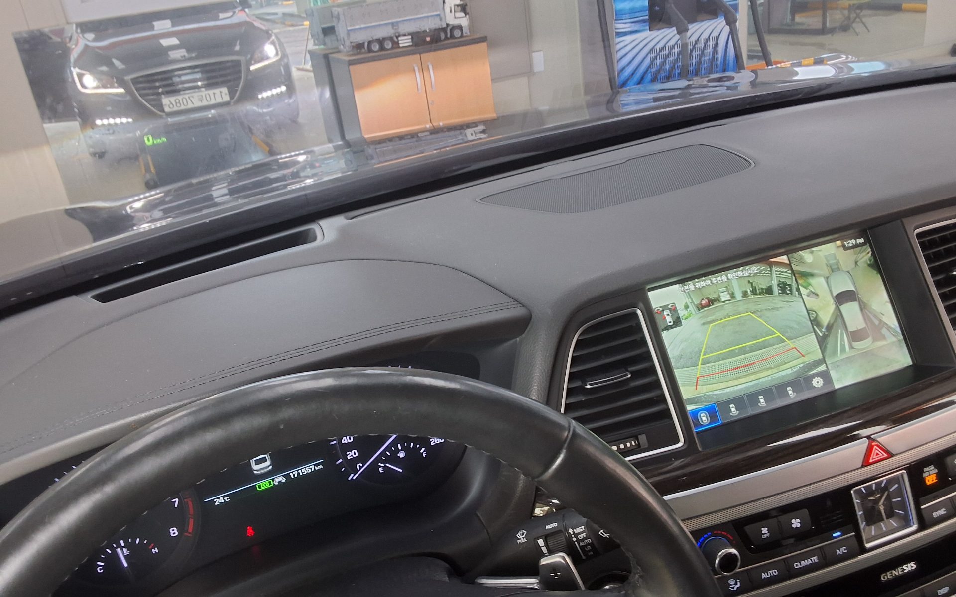 2019 - genesis g80
