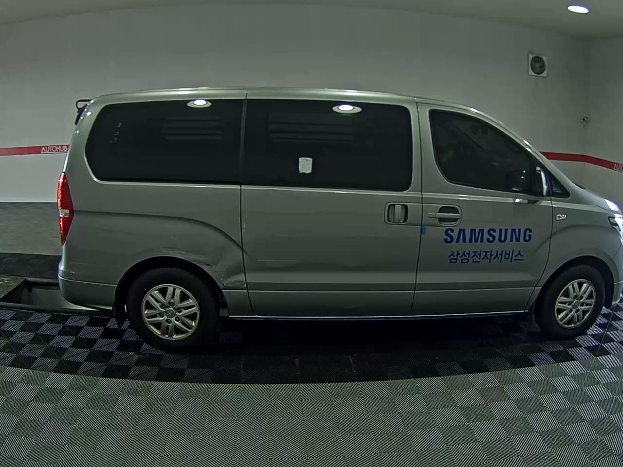 2021 - hyundai grand starex