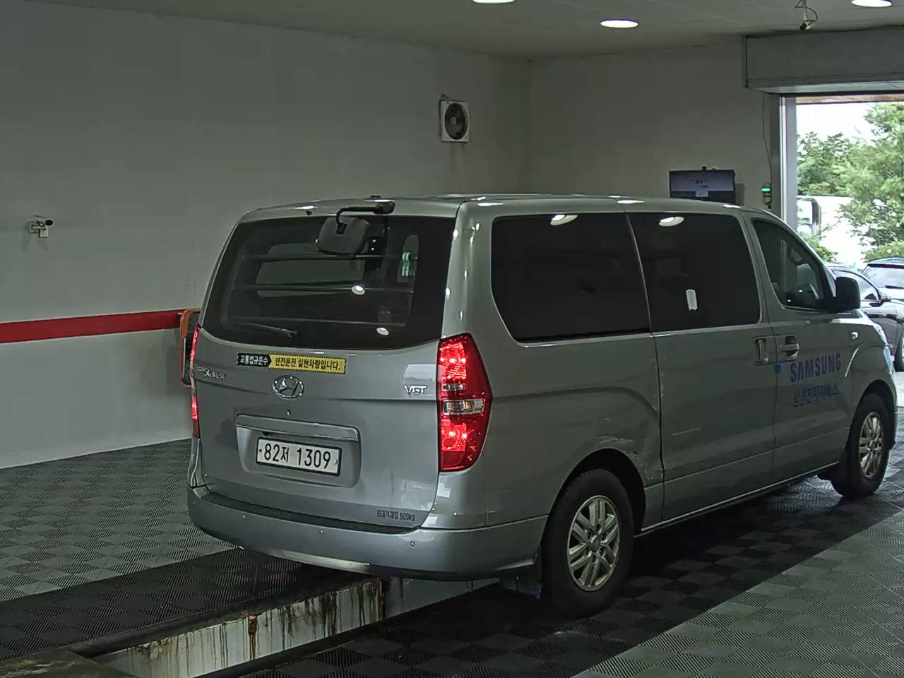 2021 - hyundai grand starex