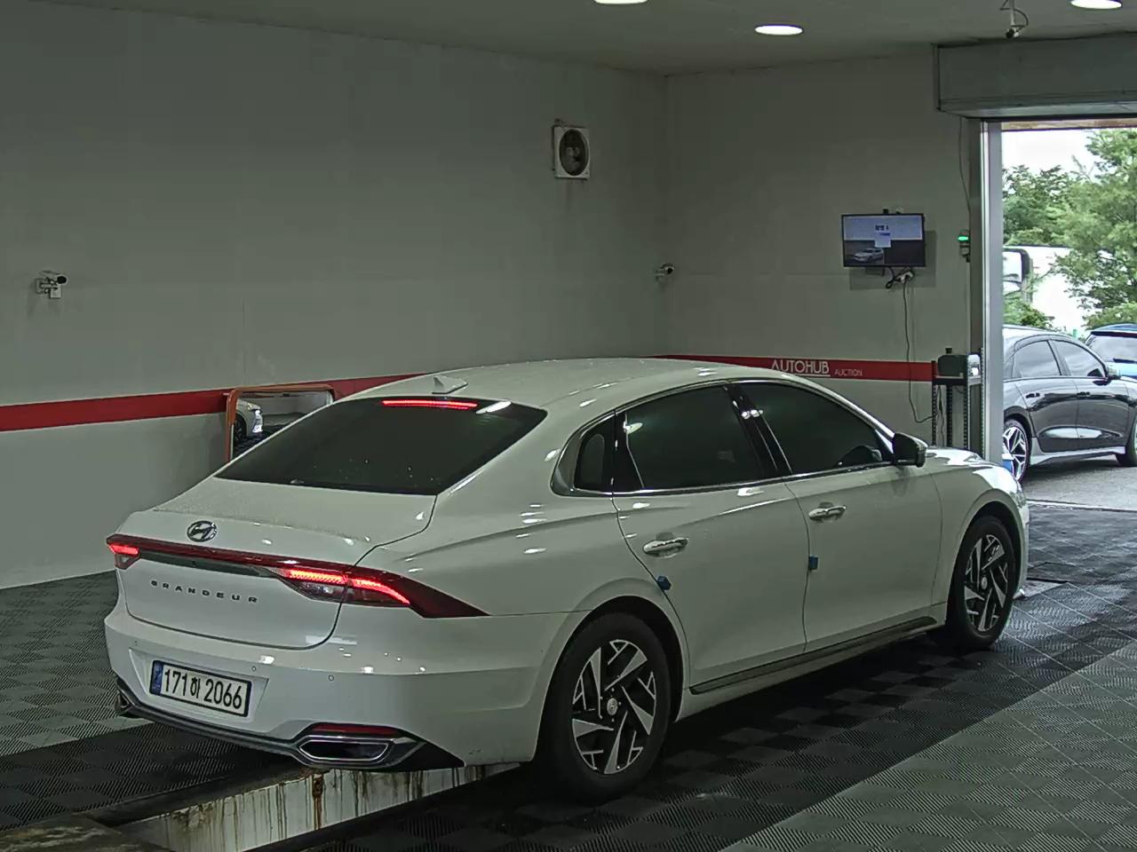 هيونداي جرانديور 2023 IG LE BLANC