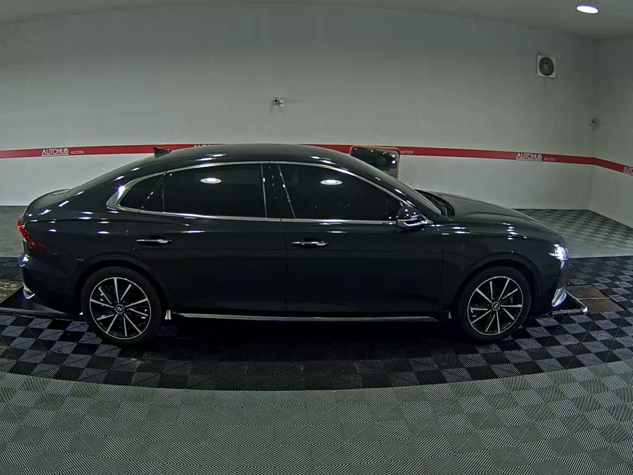 2022 - hyundai grandeur