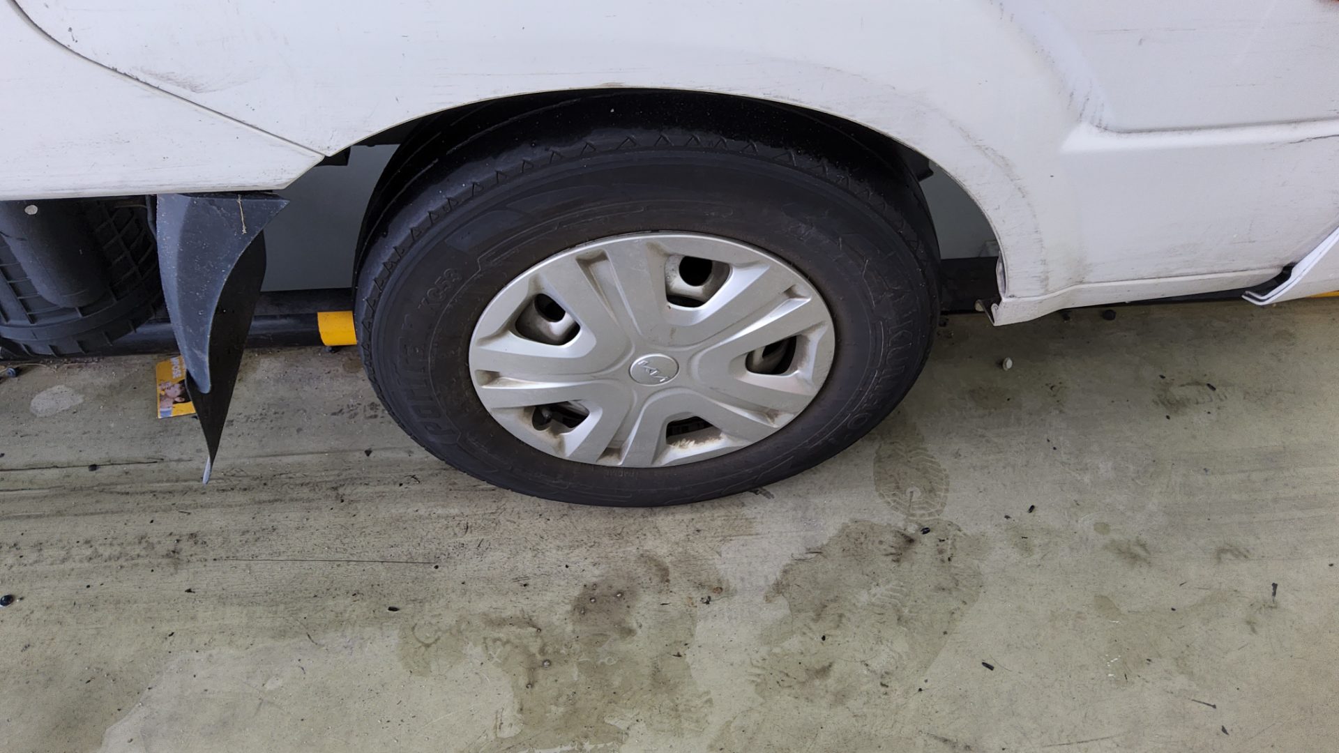 2023 - kia bongo