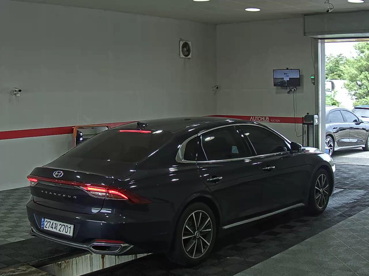2021 - hyundai grandeur
