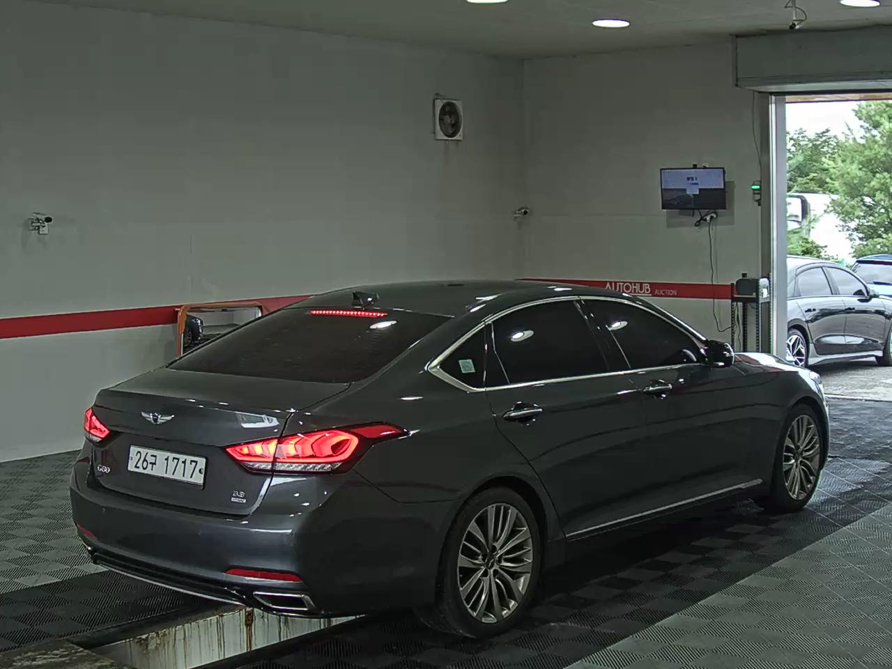2019 - genesis g80