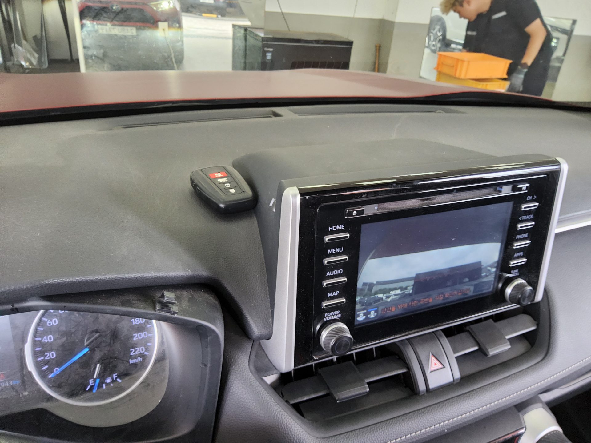 2020 - toyota rav4