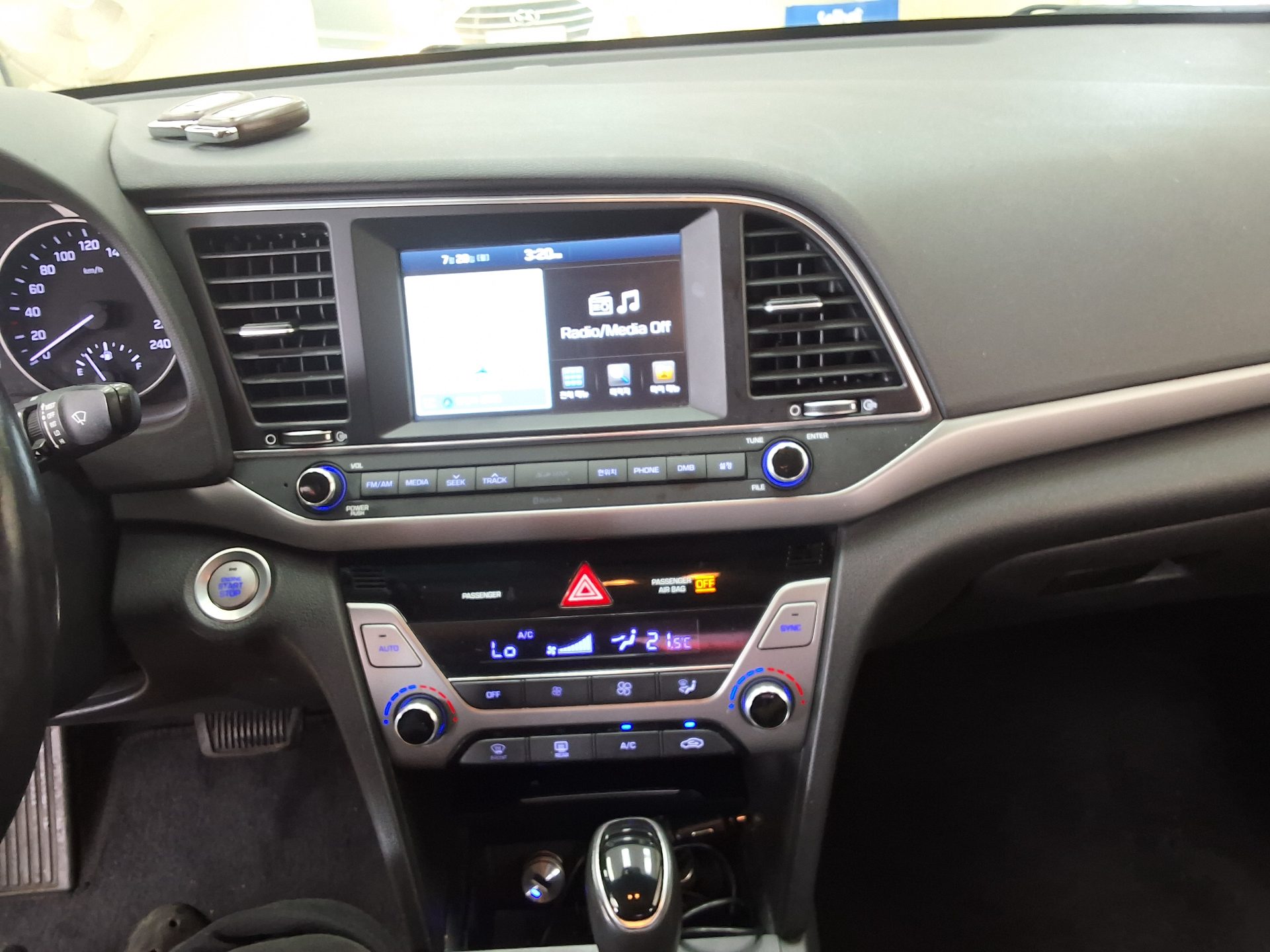 2016 - hyundai avante