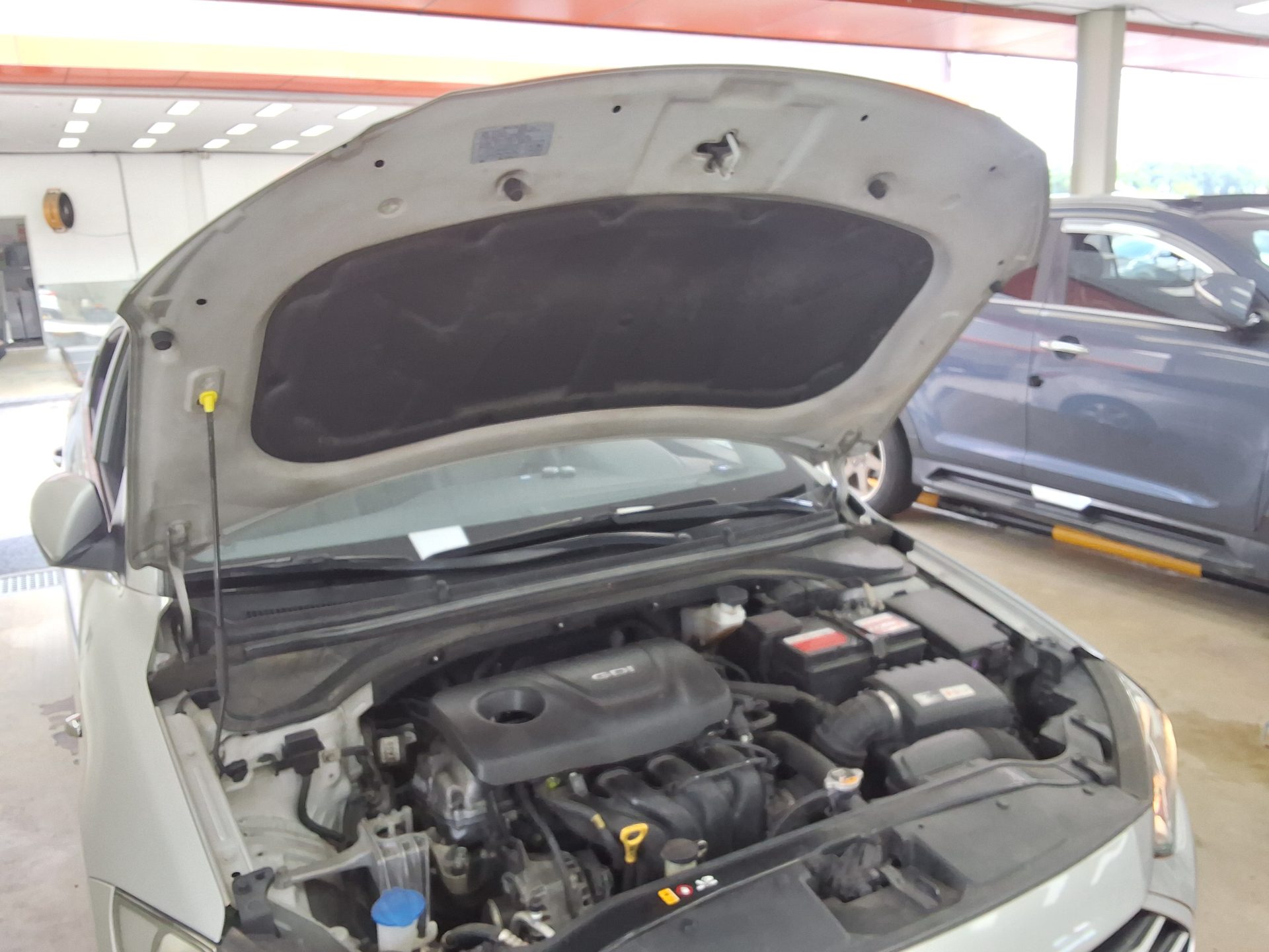 2016 - hyundai avante