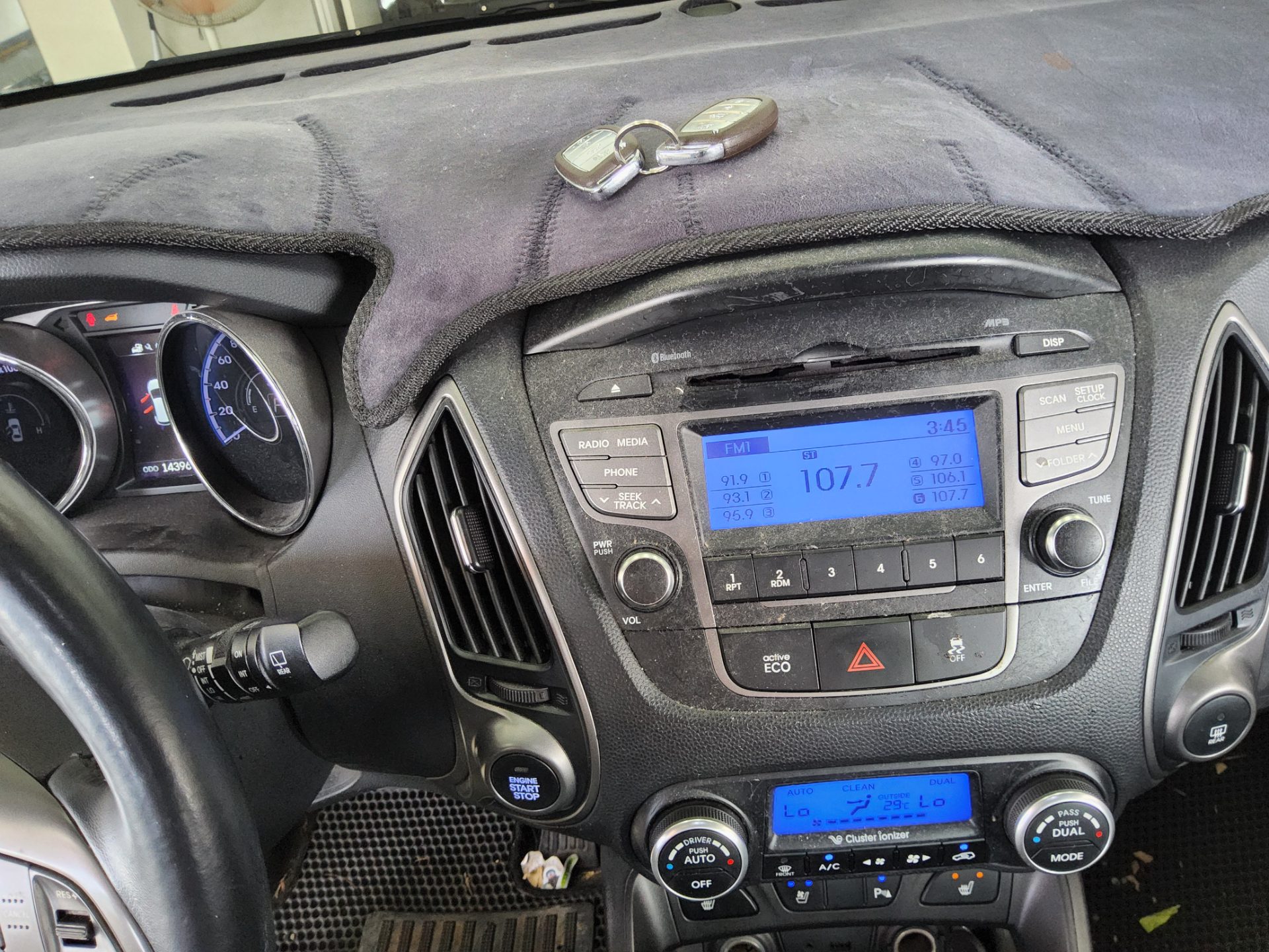 2014 - hyundai tucson