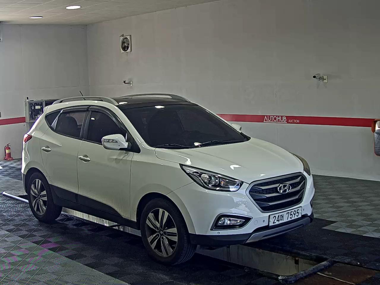 2014 - hyundai tucson