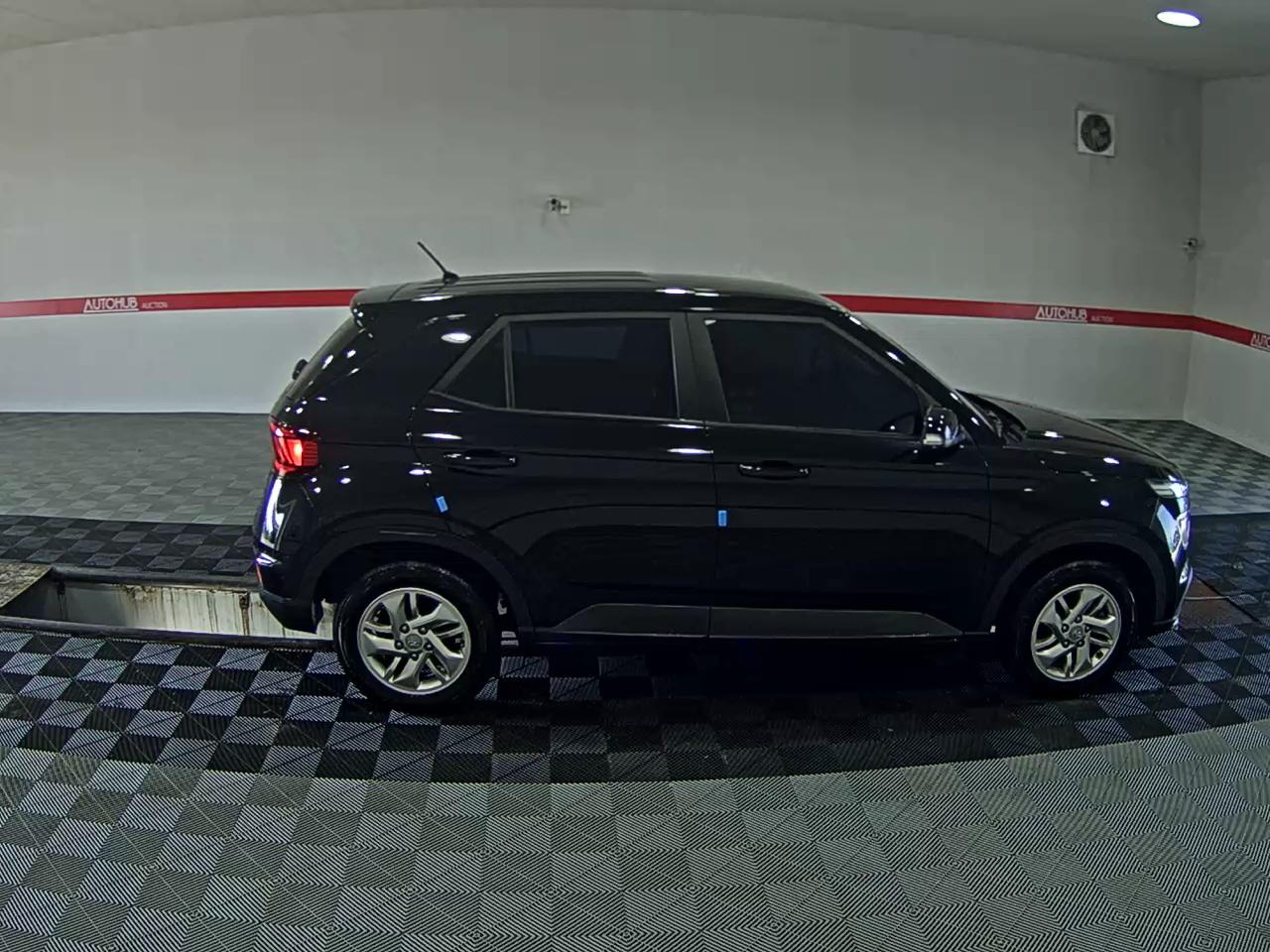 2020 - hyundai venue