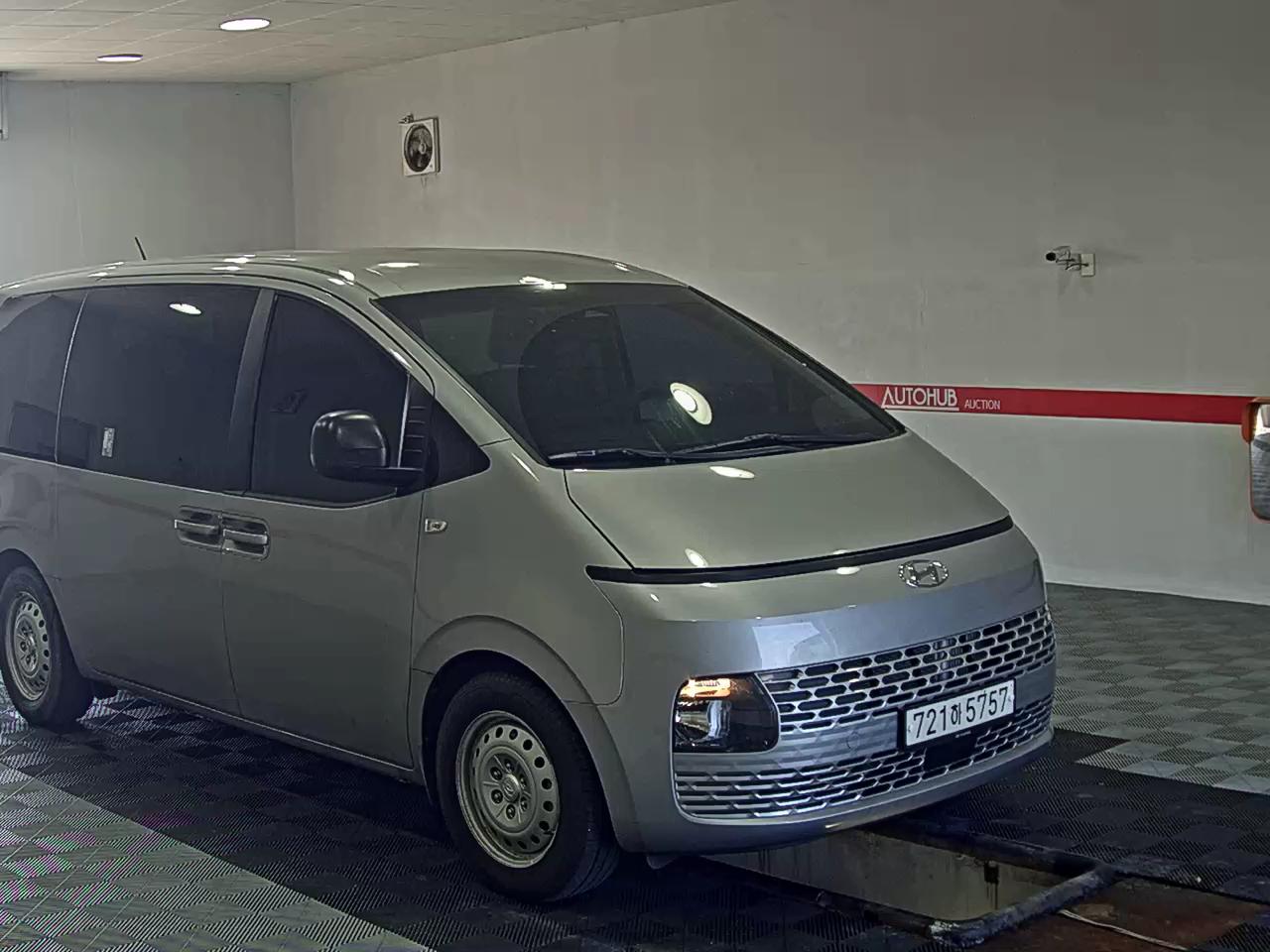 هيونداي ستاريا 2023 SMART