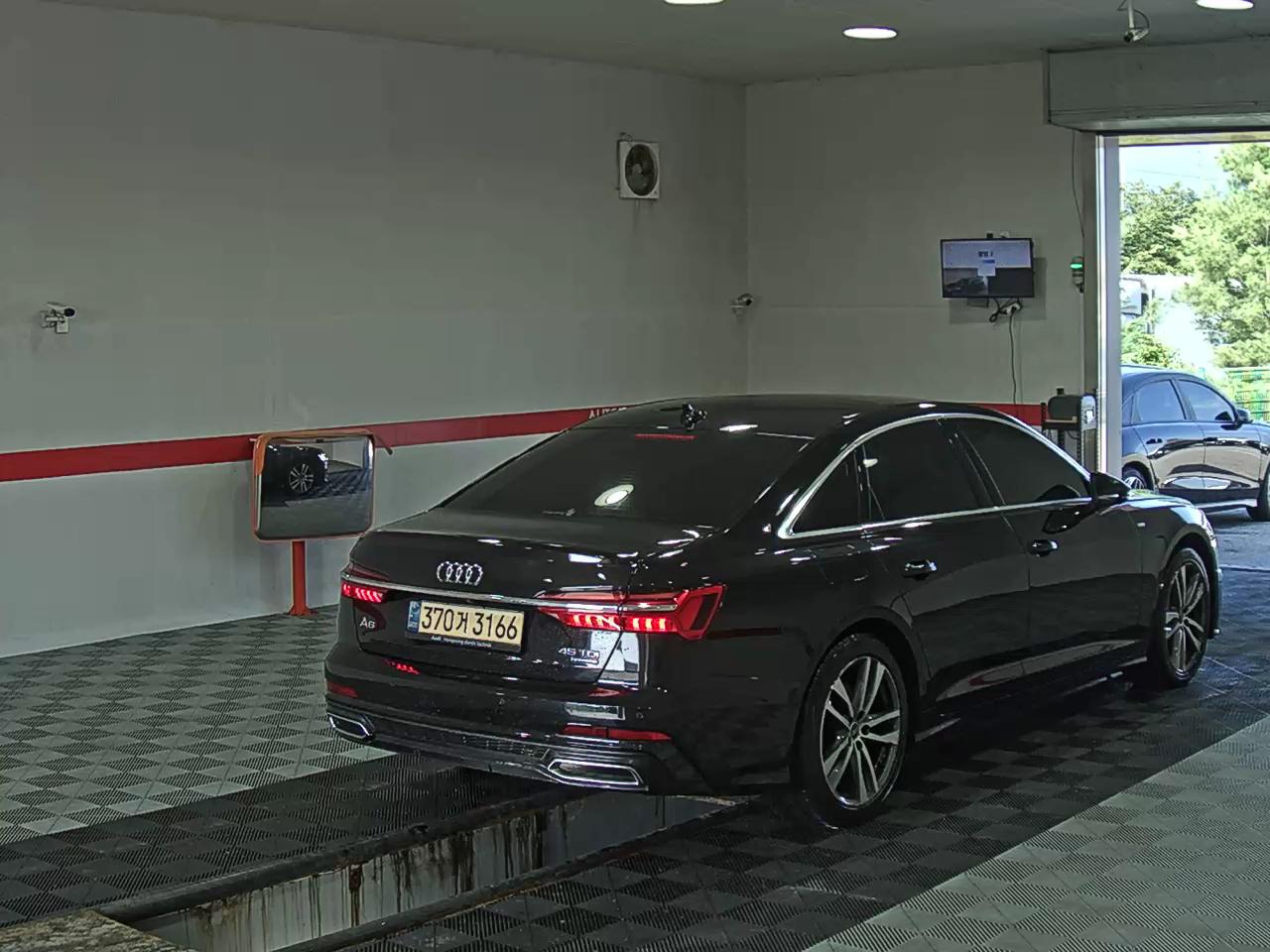 2021 - audi a6