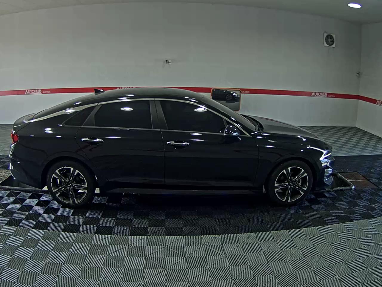 2022 - kia k5