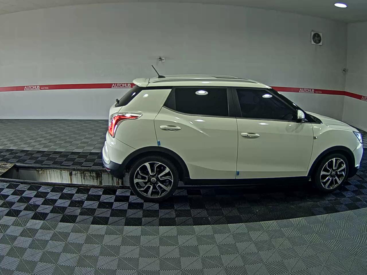 2016 - ssangyong tivoli