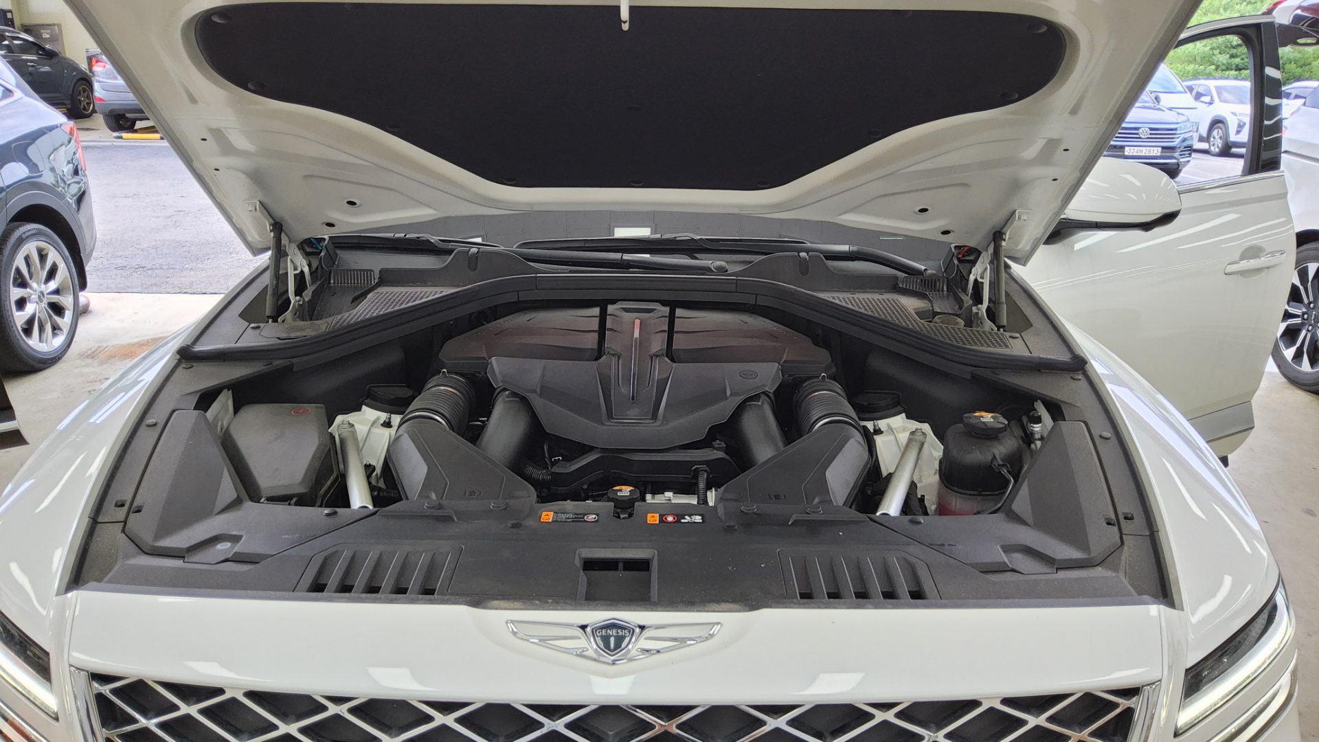 2023 - genesis gv80