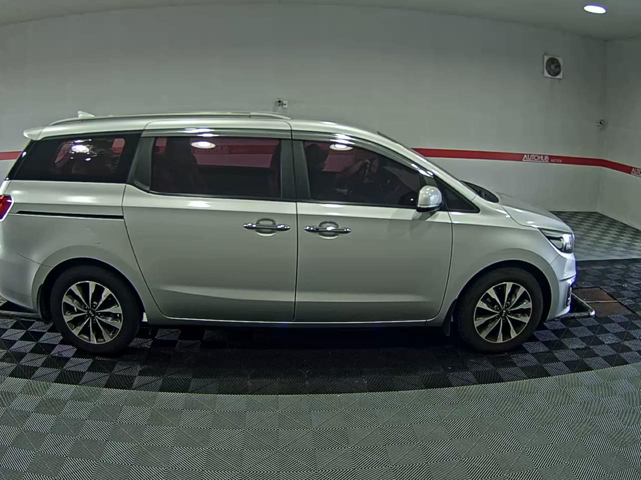 2015 - kia carnival