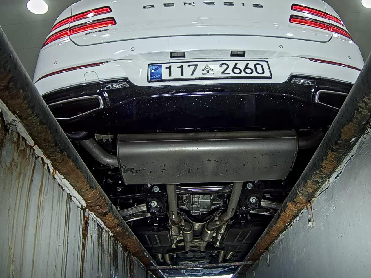 2023 - genesis gv80