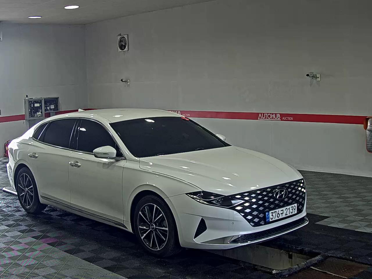 2022 - hyundai grandeur