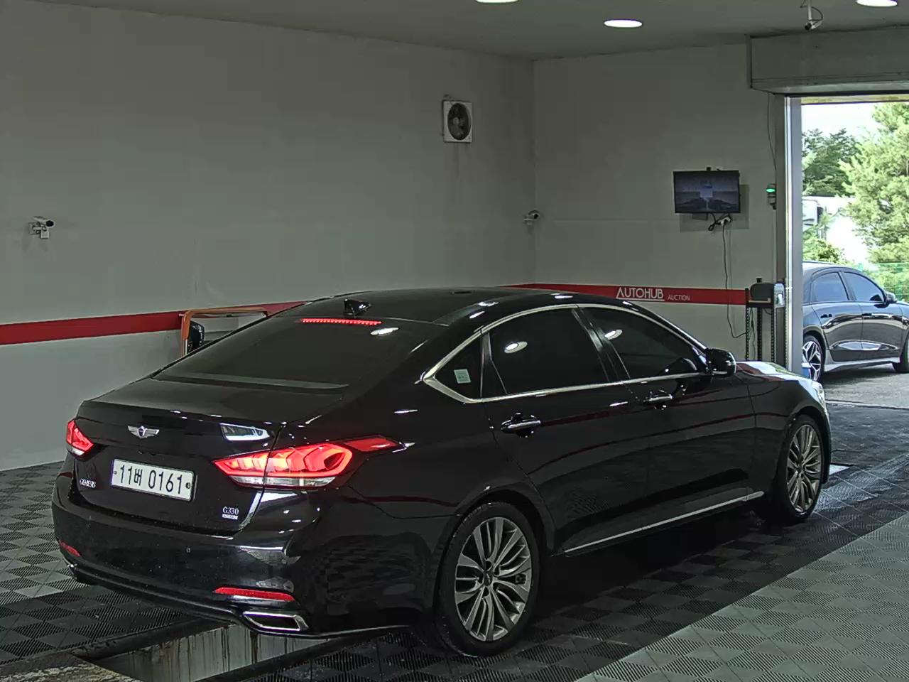 2016 - hyundai g330