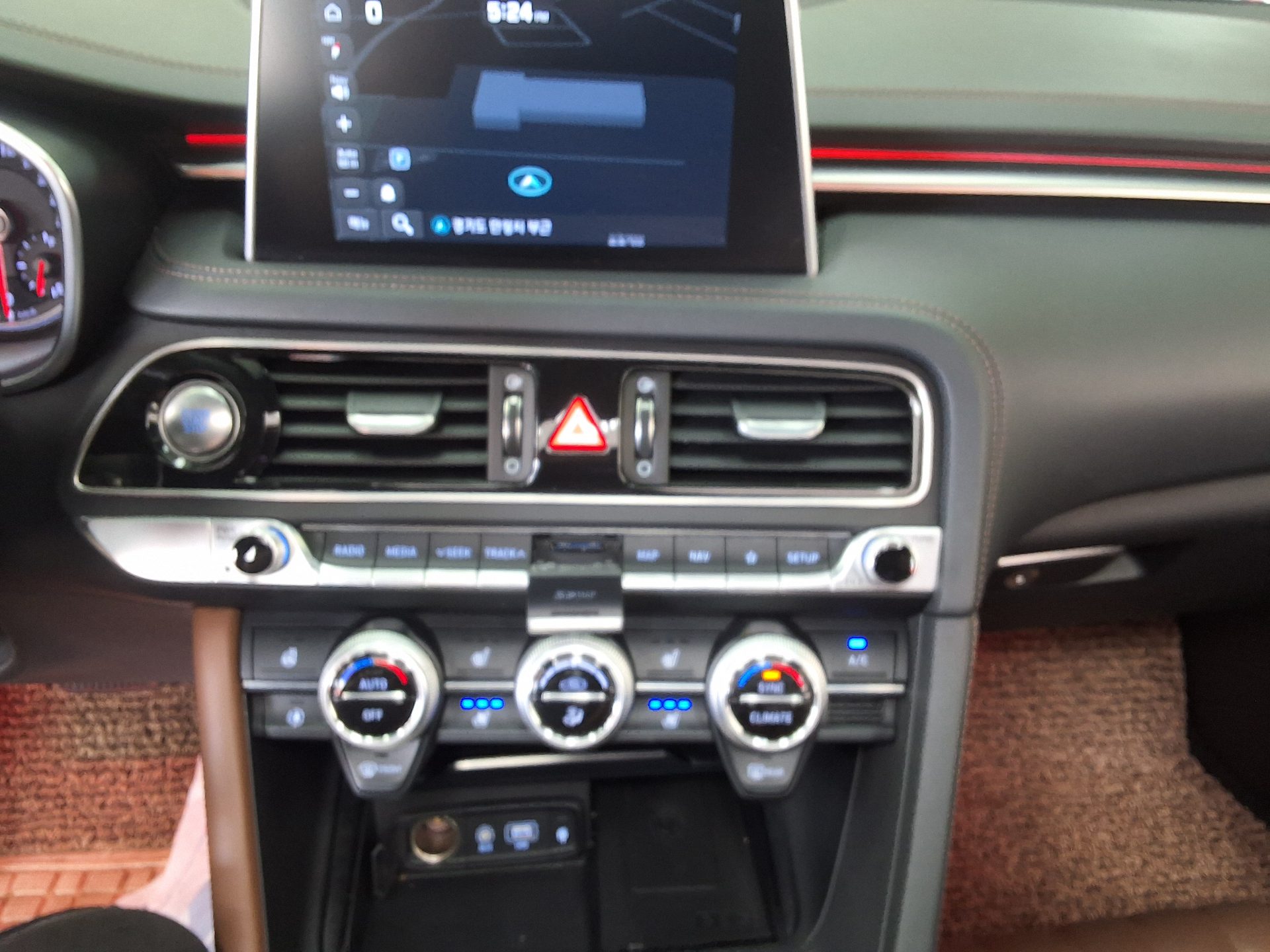 2019 - genesis g70