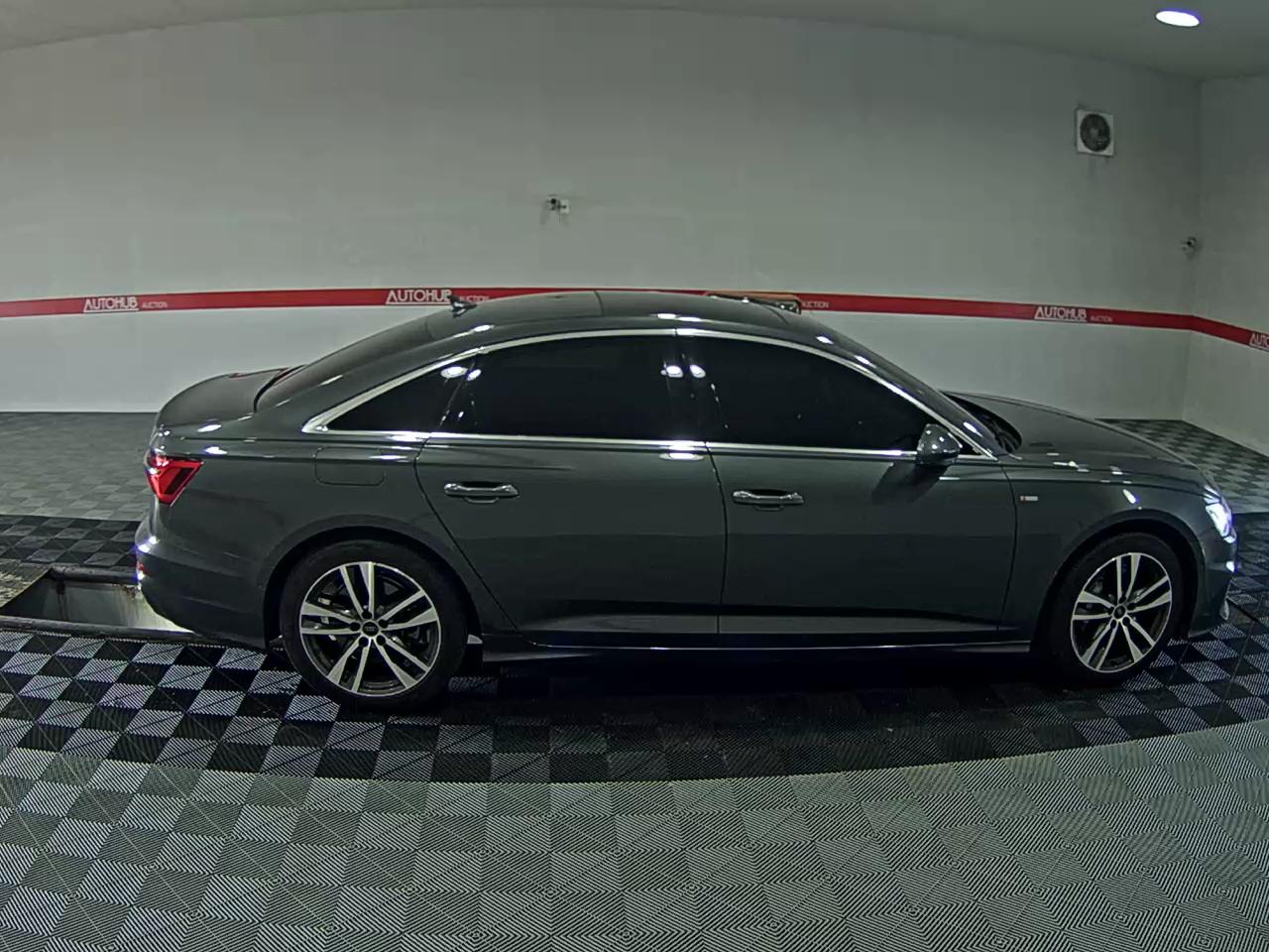 Audi A6 2023 — صورة 12