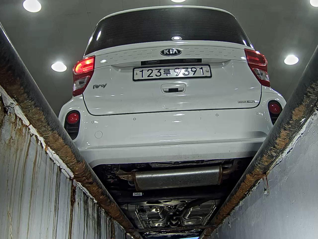 2021 - kia ray