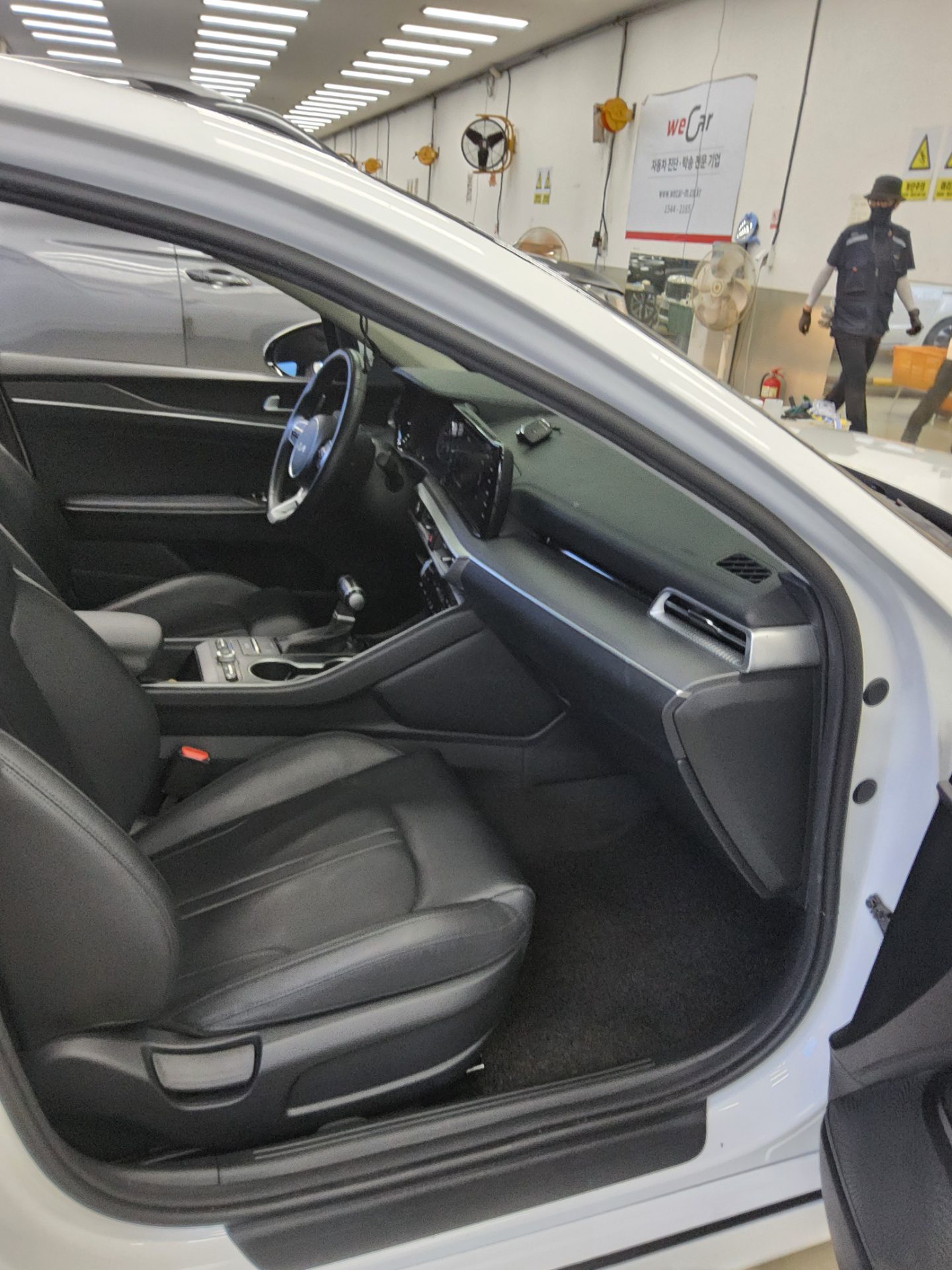 2023 - kia k5