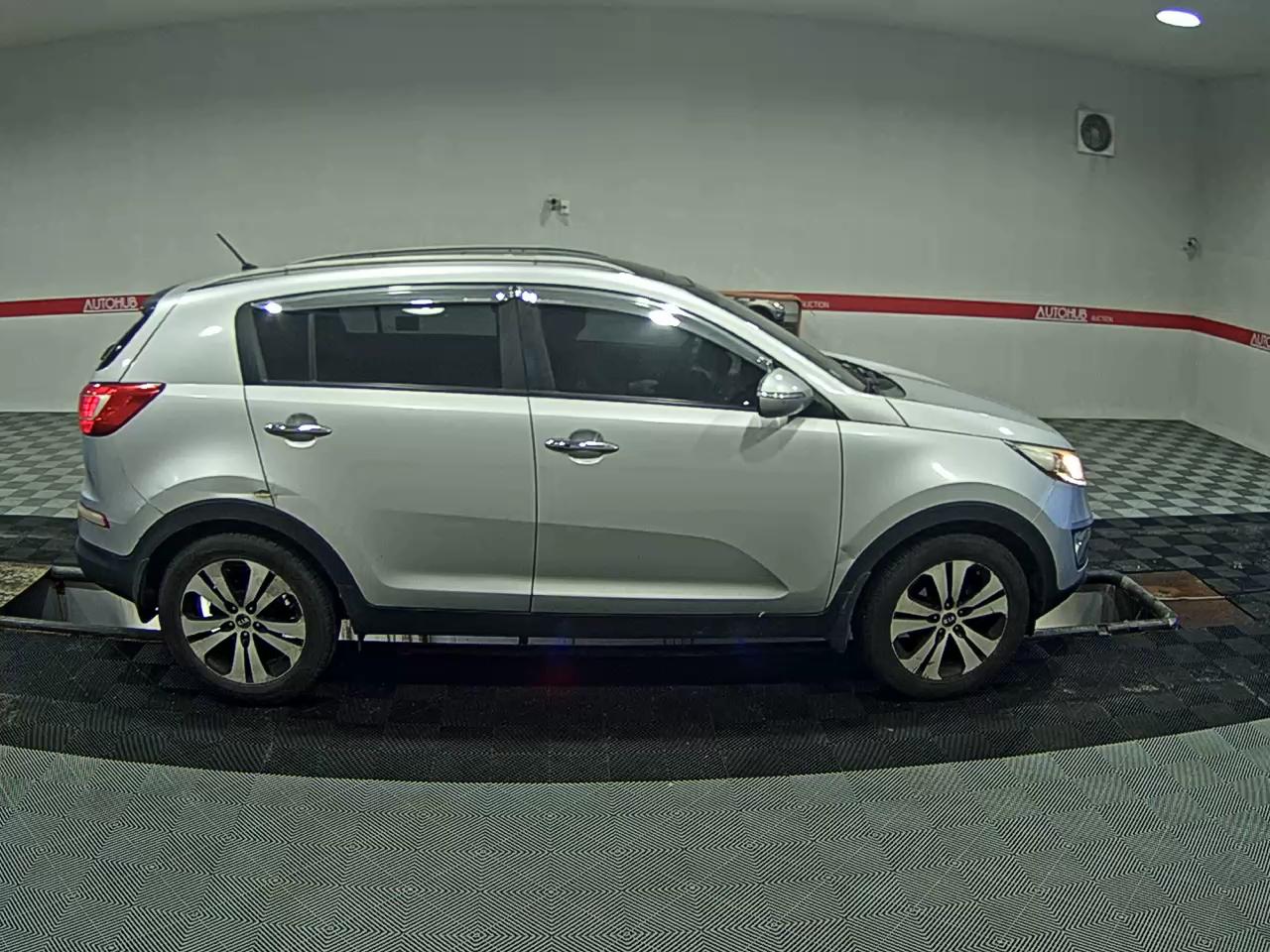 2012 - kia sportage